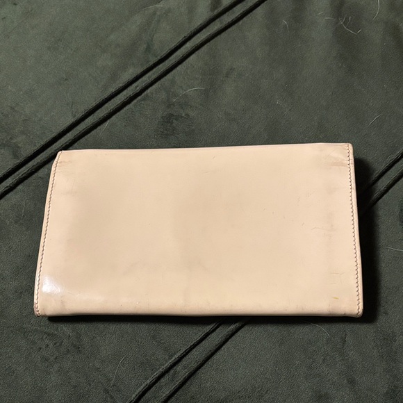 Gucci Cream Leather Clutch Wallet - Picture 3 of 4